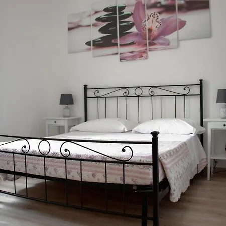 Bed & Breakfast Susanna 3*